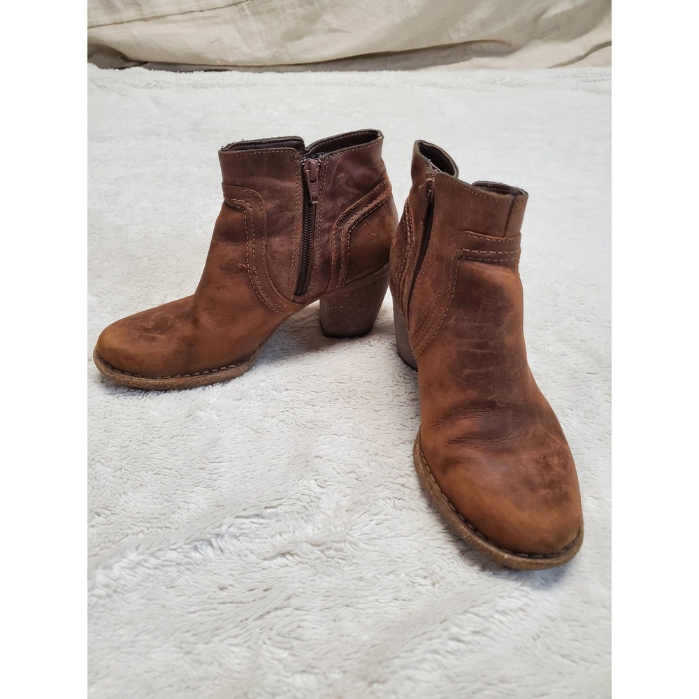 Clarks Tan‎ Leather Zipper Festival Boho Moto Preppy Heel Ankle Boots 7  Party